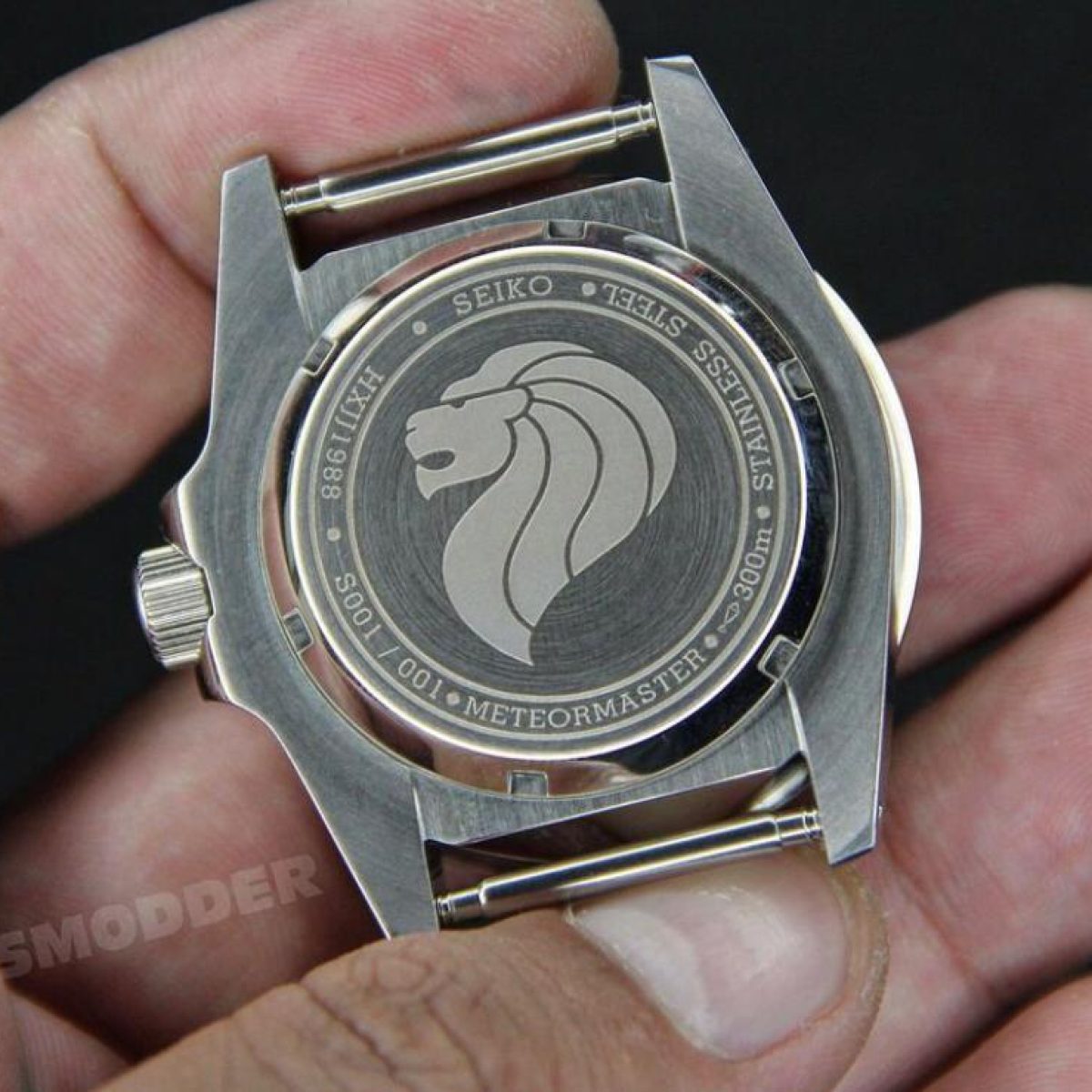 9B22A323-9D49-4465-85E7-CA30A380D58C